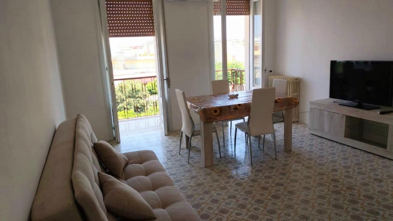 Santa Maria Al Bagno Villa Galatone Exterior photo
